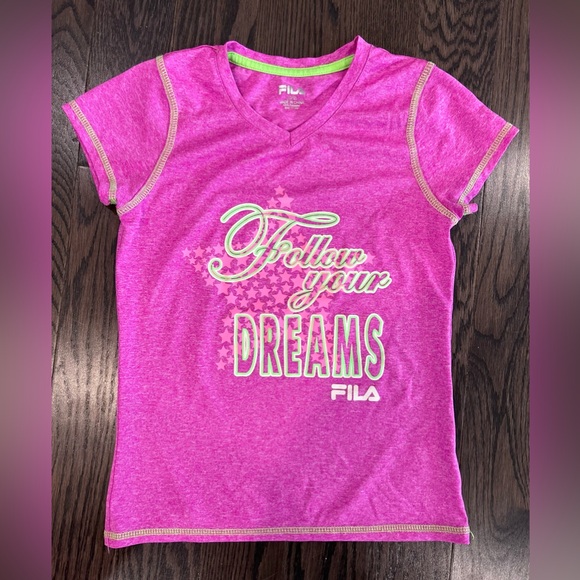 Girls Fila Tshirt size 10/12 - Picture 1 of 2